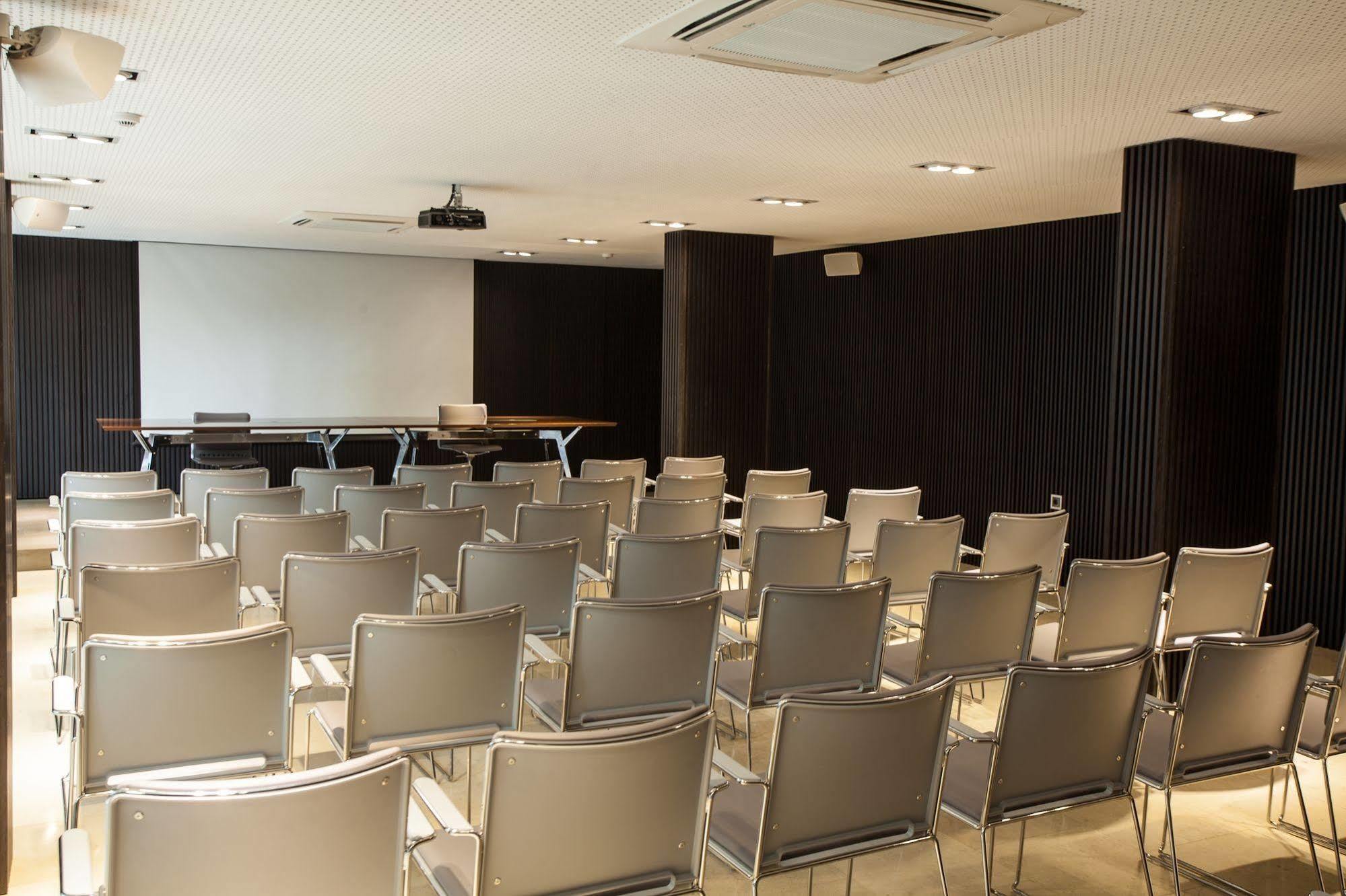 Pérola Hotel 4*